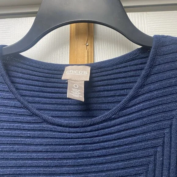 Chico's 3/4 Sleeve Light Weight Sweater - Sz 0 (Small) - Picture 2 of 3